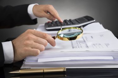 Image of Can I report financial fraud and receive an SEC whistleblower award?